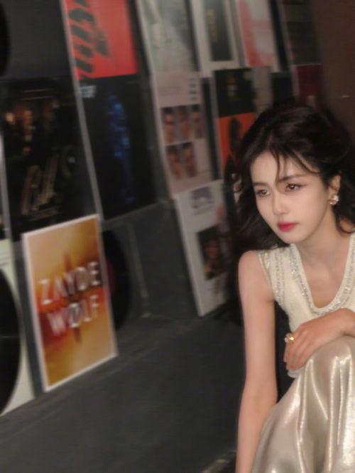 爆料白鹿综艺节目视频下载,揭秘明星幕后趣事  第1张